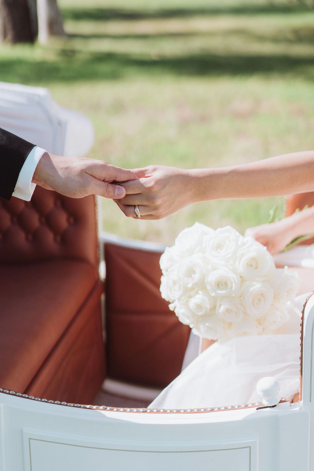 Wedding Diary_White_Elegance_About Us